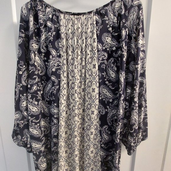 SIREN LILY Women's Long Sleeve Blouse w/Lace Inserts - Blue/White Paisley -Sz 3X - Picture 7 of 8